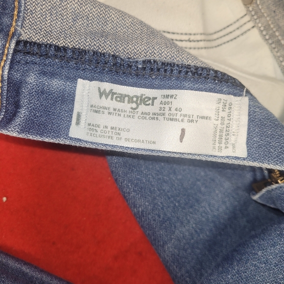 Wrangler 13mwz 32x40 faded jeans - Picture 3 of 3